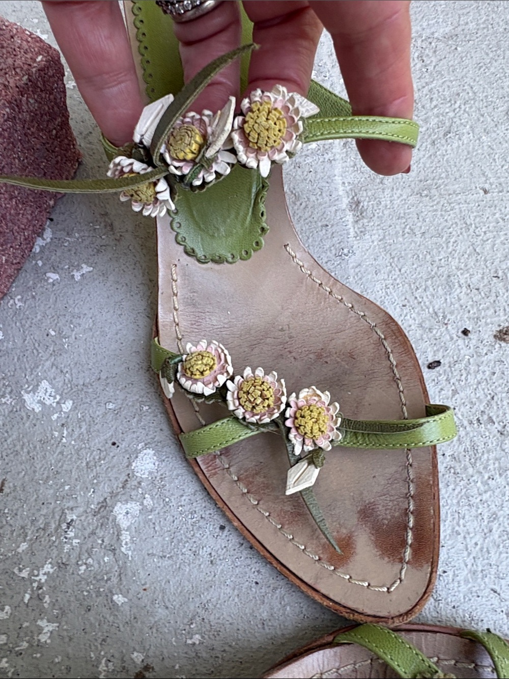Prada Daisy leather kitten heels - Picture 12 of 14